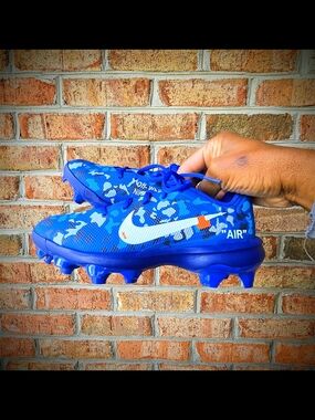 Youth Trout Custom Camo Cleats Size 5Y